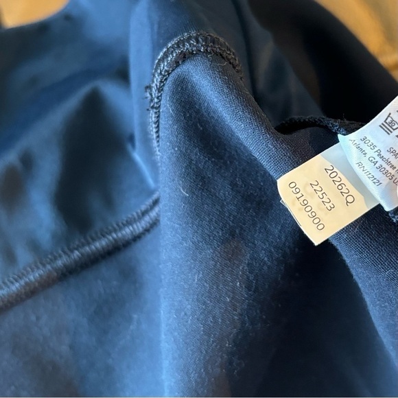 SPANX Navy blue women’s thick compression leggings. Size XL - Picture 12 of 16